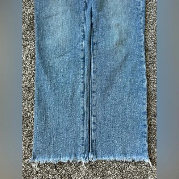 Madewell women’s high rise Mom Jeans with raw hemline Size 28Tall - Picture 7 of 13